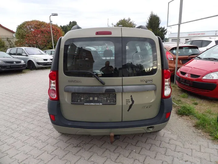 Dacia Logan
