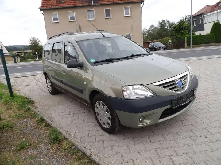 Dacia Logan