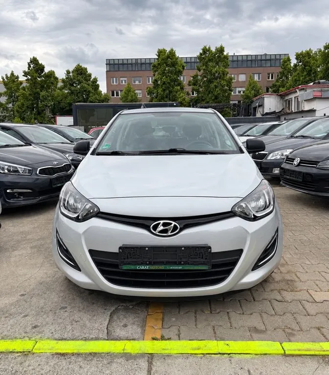 Hyundai i20