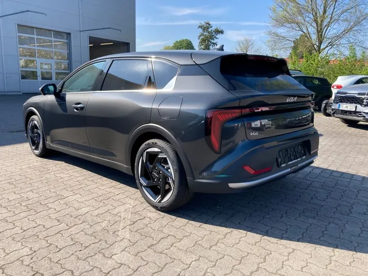 Kia K4