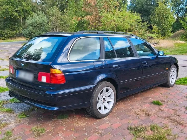BMW 520