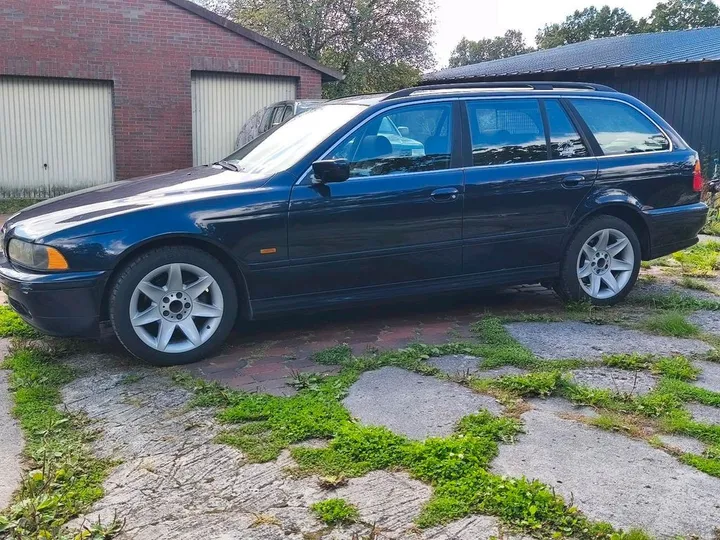 BMW 520