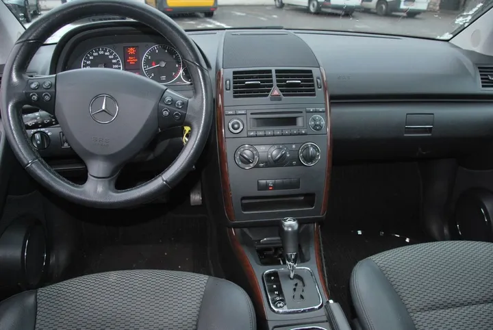 Mercedes-Benz A 170