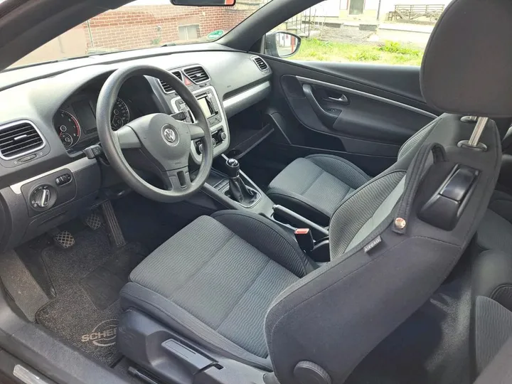Volkswagen Eos
