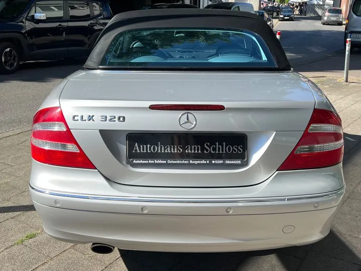 Mercedes-Benz CLK 320