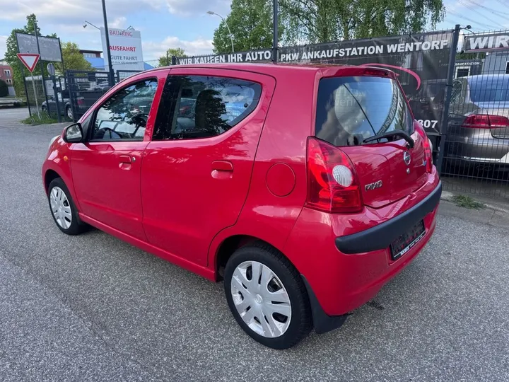 Nissan Pixo