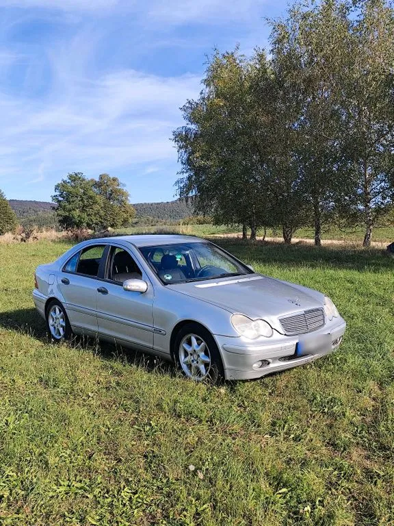 Mercedes-Benz C 180