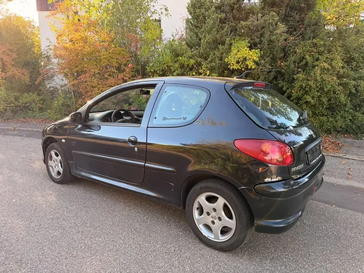 Peugeot 206