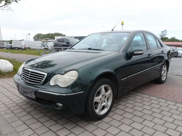 Mercedes-Benz C 180