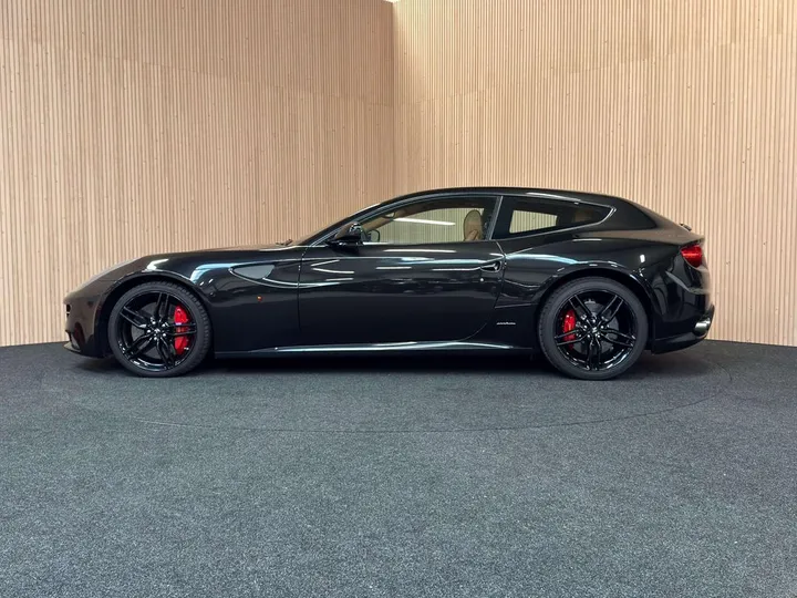 Ferrari FF