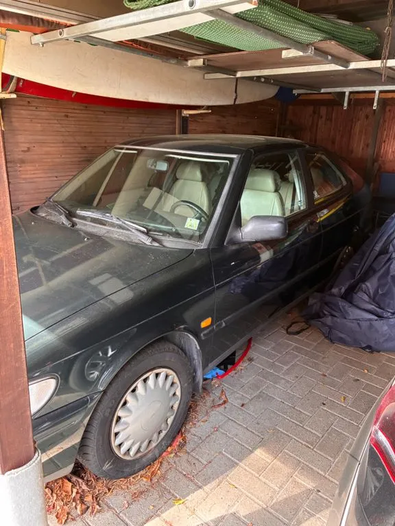 Saab 900