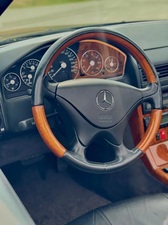 Mercedes-Benz SL 280