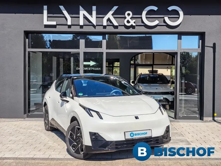 Lynk&Co 02