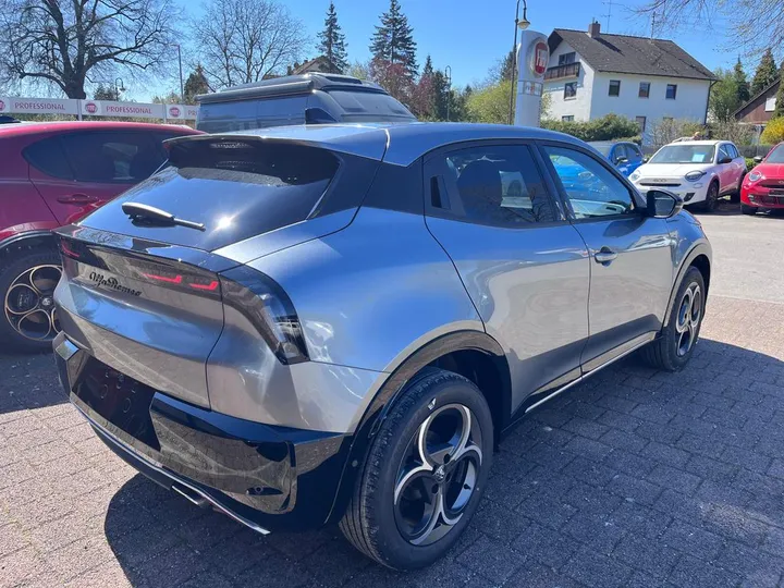 Alfa Romeo Junior