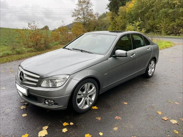 Mercedes-Benz C 180
