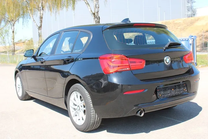 BMW 118