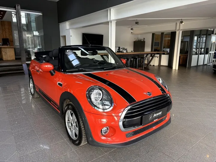 MINI Cooper Cabrio