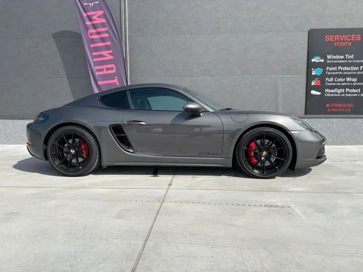 Porsche Cayman