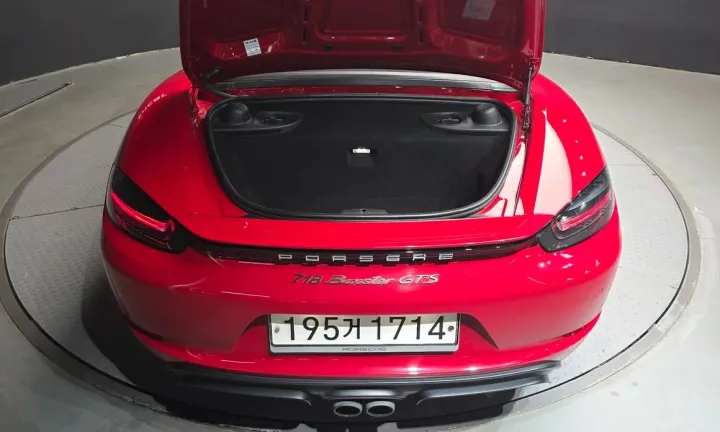 Porsche 718