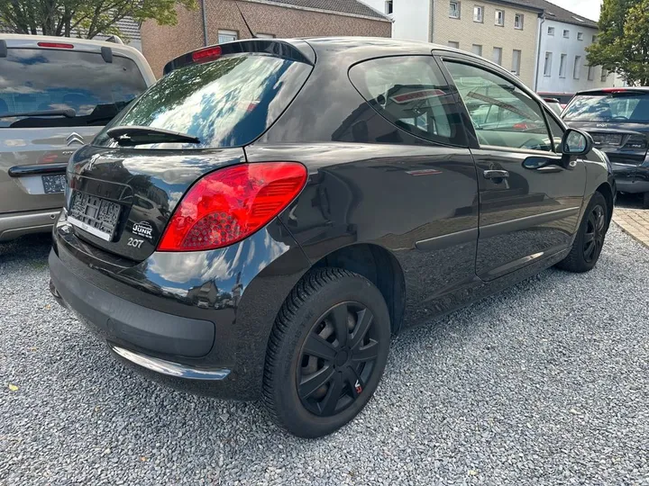 Peugeot 207