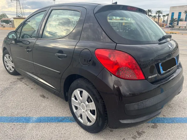 Peugeot 207