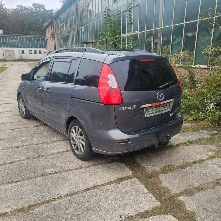 Mazda 5