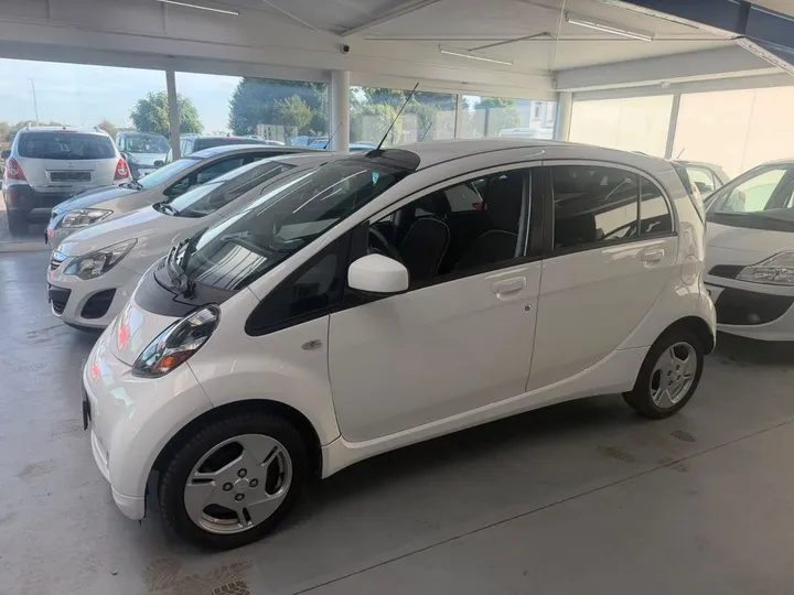 Mitsubishi i-MiEV