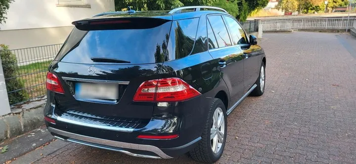 Mercedes-Benz ML 250