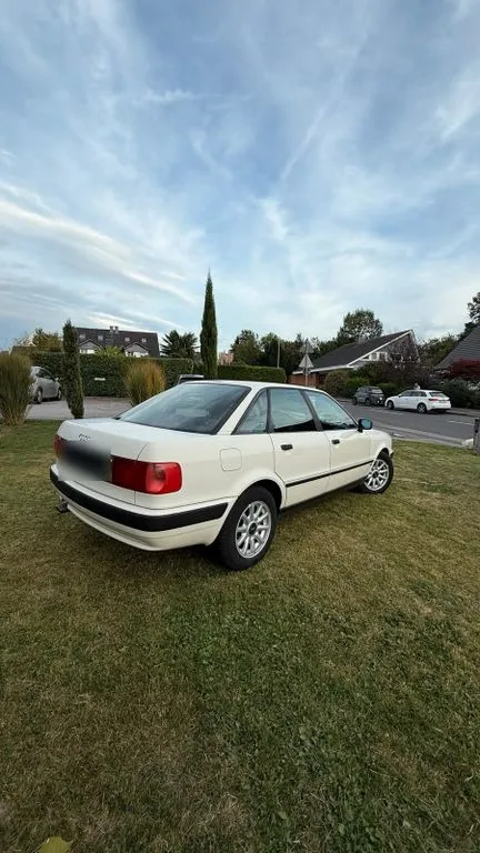 Audi 80