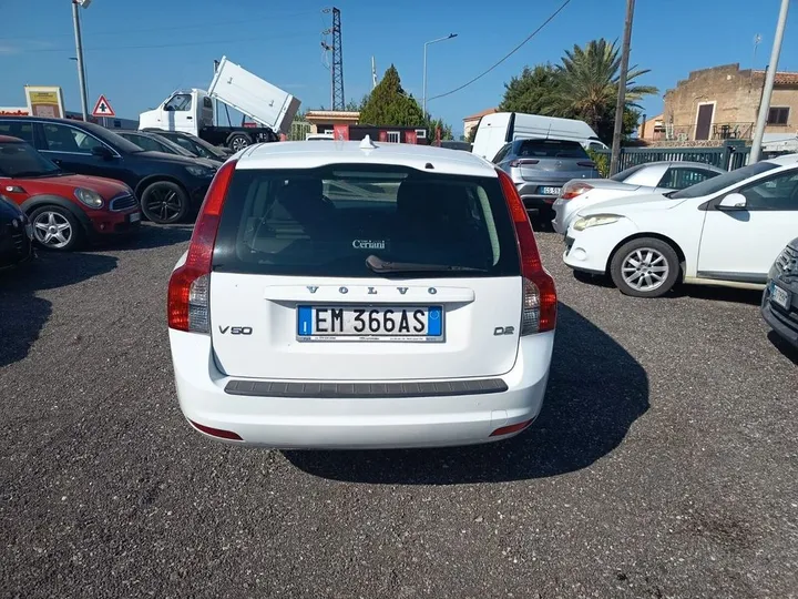 Volvo V50
