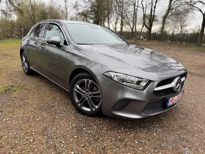 Mercedes-Benz A 200