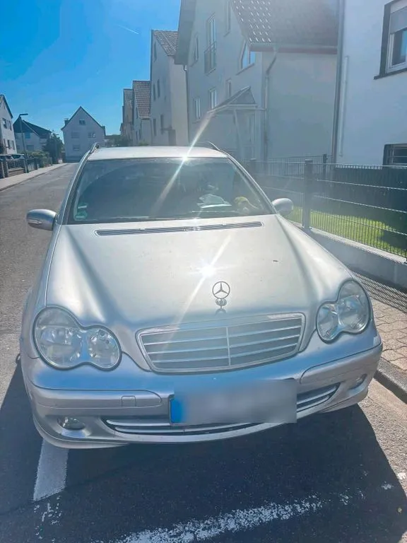 Mercedes-Benz C 200