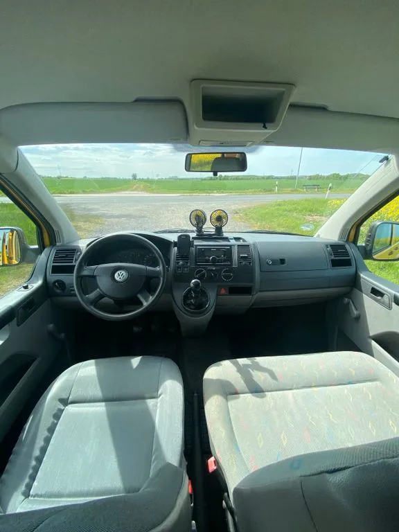 Volkswagen T5 Transporter