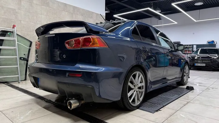 Mitsubishi Lancer
