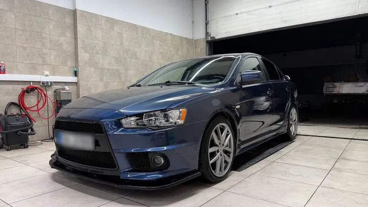 Mitsubishi Lancer