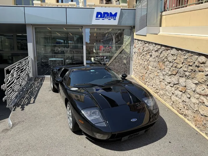 Ford GT