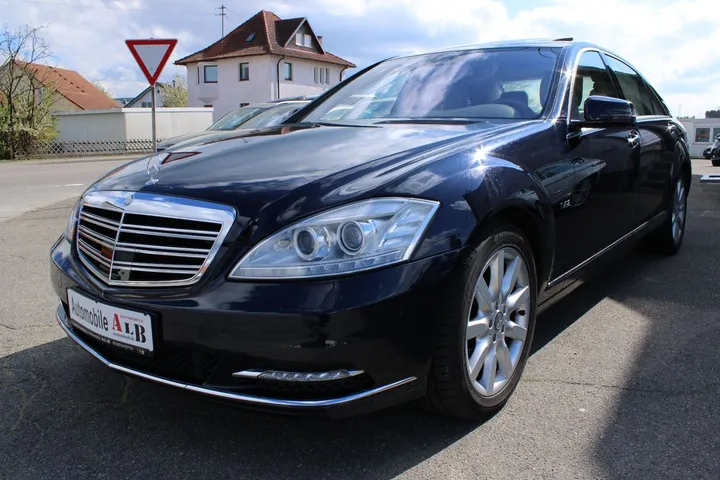 Mercedes-Benz S 600