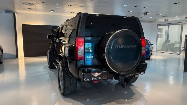Hummer H3