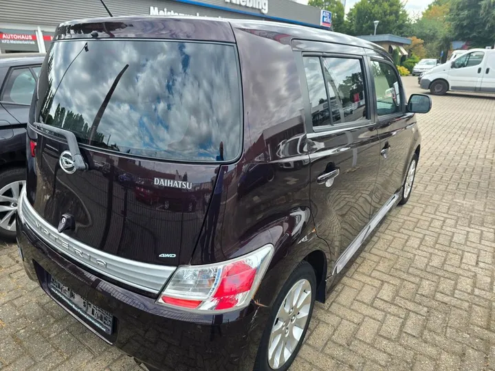 Daihatsu MATERIA