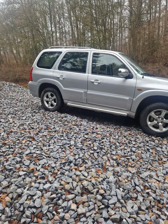 Mazda Tribute