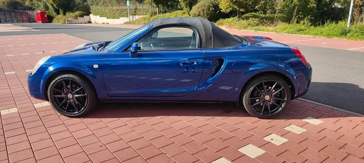 Toyota MR 2