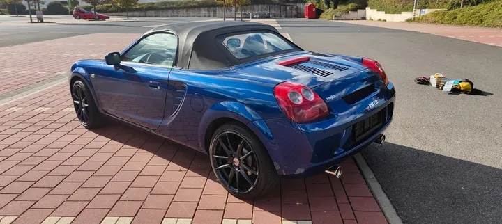 Toyota MR 2