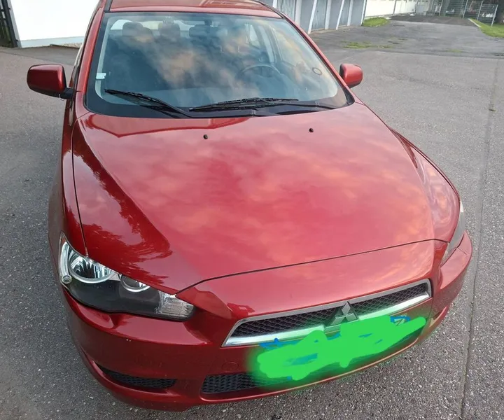 Mitsubishi Lancer