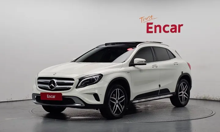 Mercedes-Benz GLA-Class