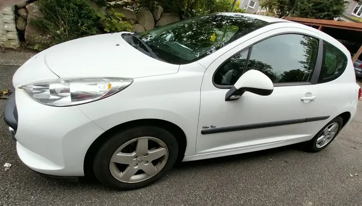 Peugeot 207