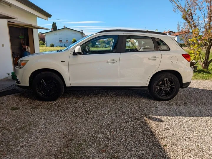 Mitsubishi ASX
