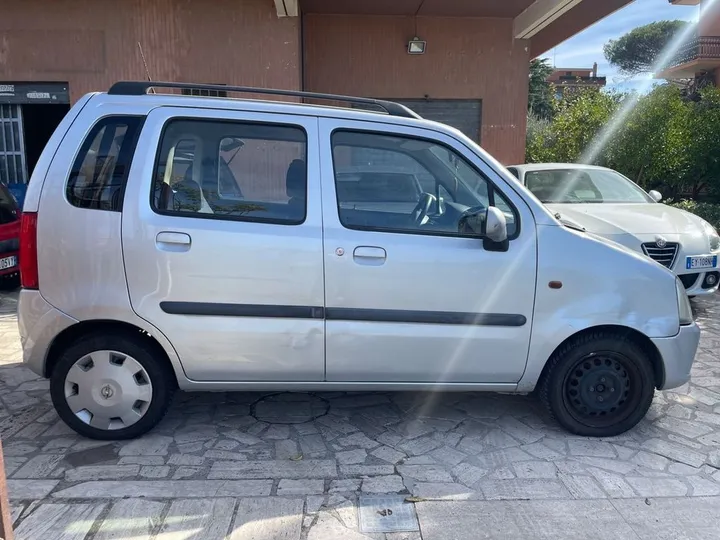 Opel Agila