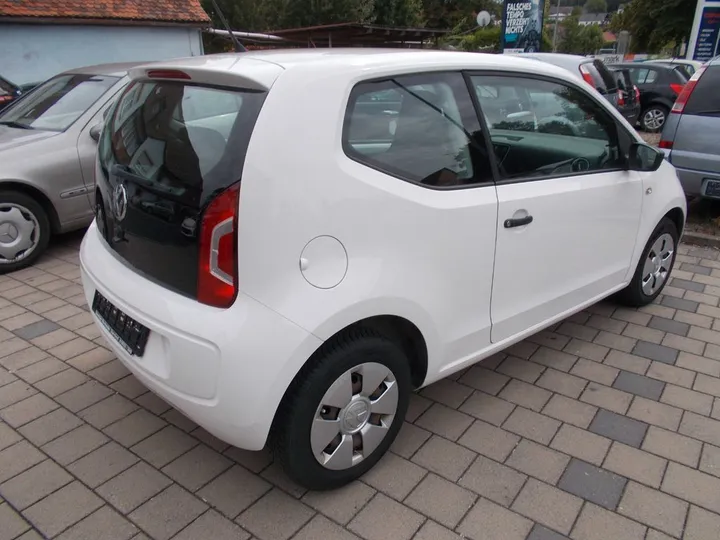 Volkswagen up!