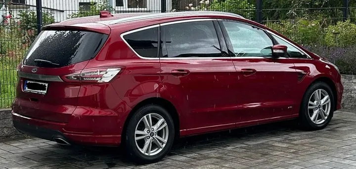 Ford S-Max