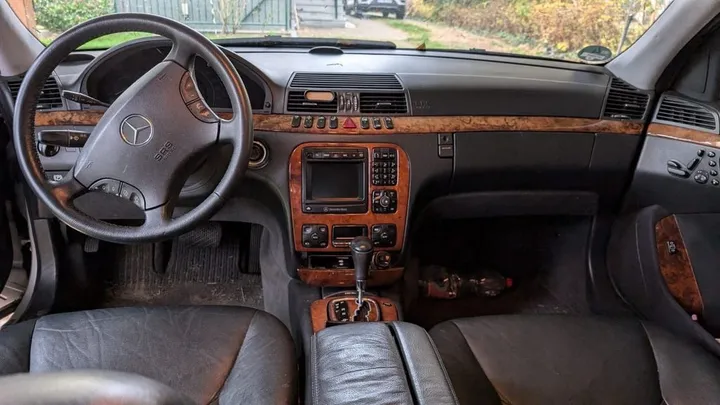 Mercedes-Benz S 320